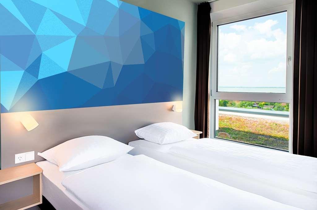 B&B Hotel Villingen-Schwenningen Δωμάτιο φωτογραφία